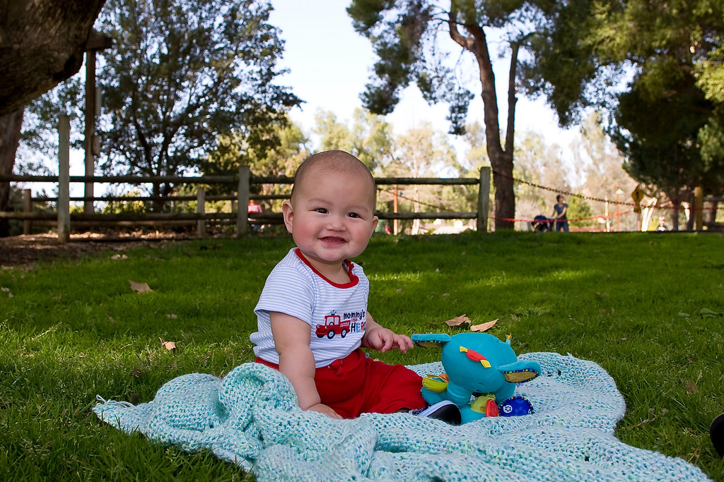 IMAGE: http://mrigsby.smugmug.com/Family/Chinese-New-year/IMG0876/788756112_uZmLM-XL.jpg