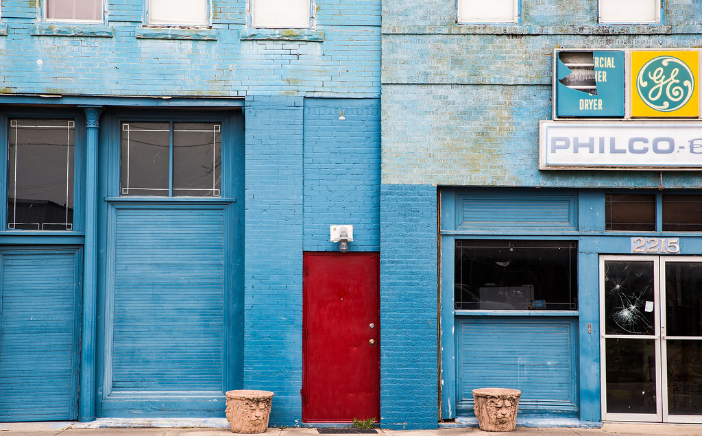 IMAGE: http://mrigsby.smugmug.com/Photography/Cityscapes/i-V6tXLWx/0/XL/O69A9611-XL.jpg